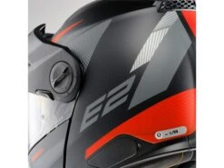 Schuberth E2 Defender Red Klapphelm -Motorradzubehör Geschäft e2 defender red detail 02 3373