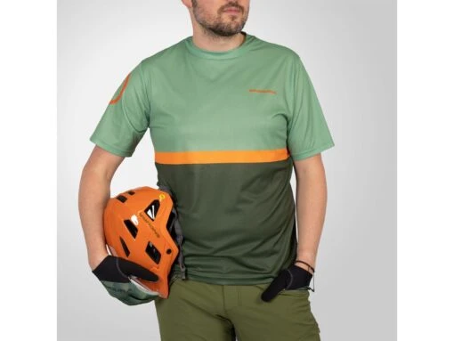 Endura Single Track Core Fahrrad Shirt, Grün-orange -Motorradzubehör Geschäft r e3232ot x1 5343